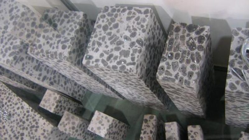 聚氨酯防水涂料一平米用量解析**